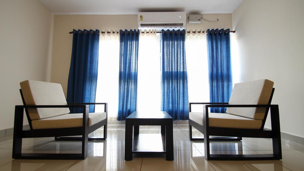 Kohinoor Hotel Alwaye Exterior foto